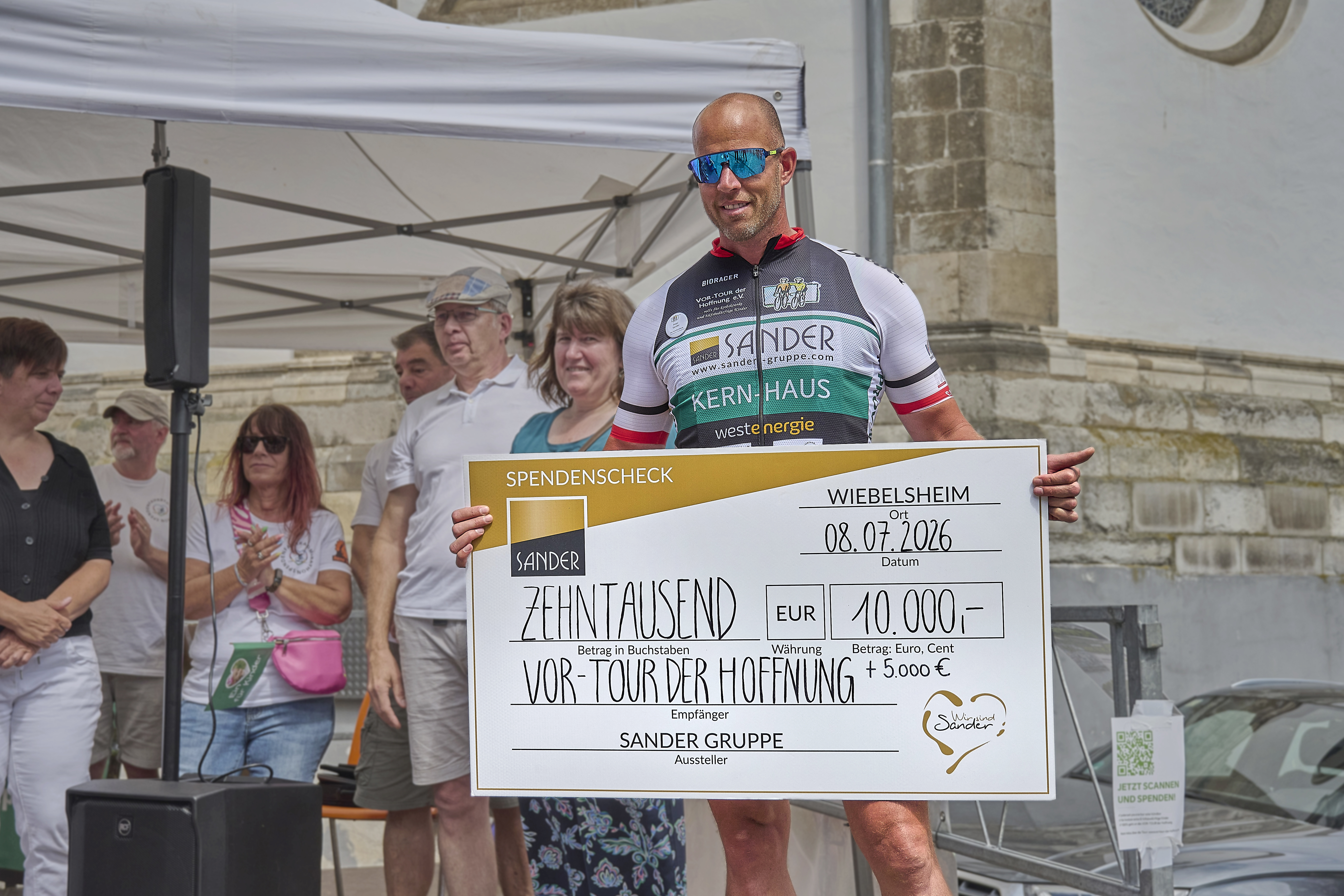 Sander_VOR-TOUR_Peter_Sander_Scheck_Boppard_RGB